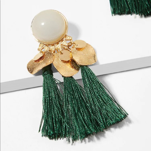 LAST PAIR Green Tassel Statement Earrings - Picture 3 of 4